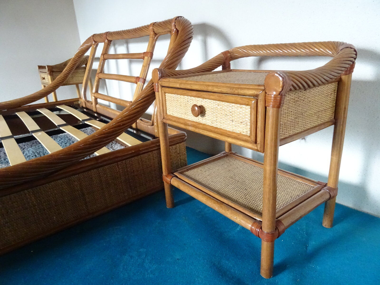 Double rattan bed and his pair of bedsides
