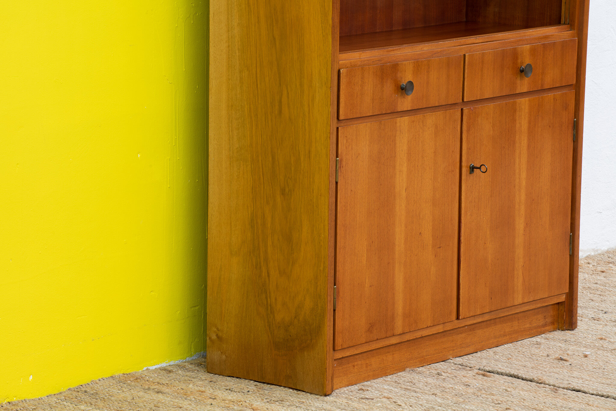 Vintage scandinavian bookcase – 102 cm