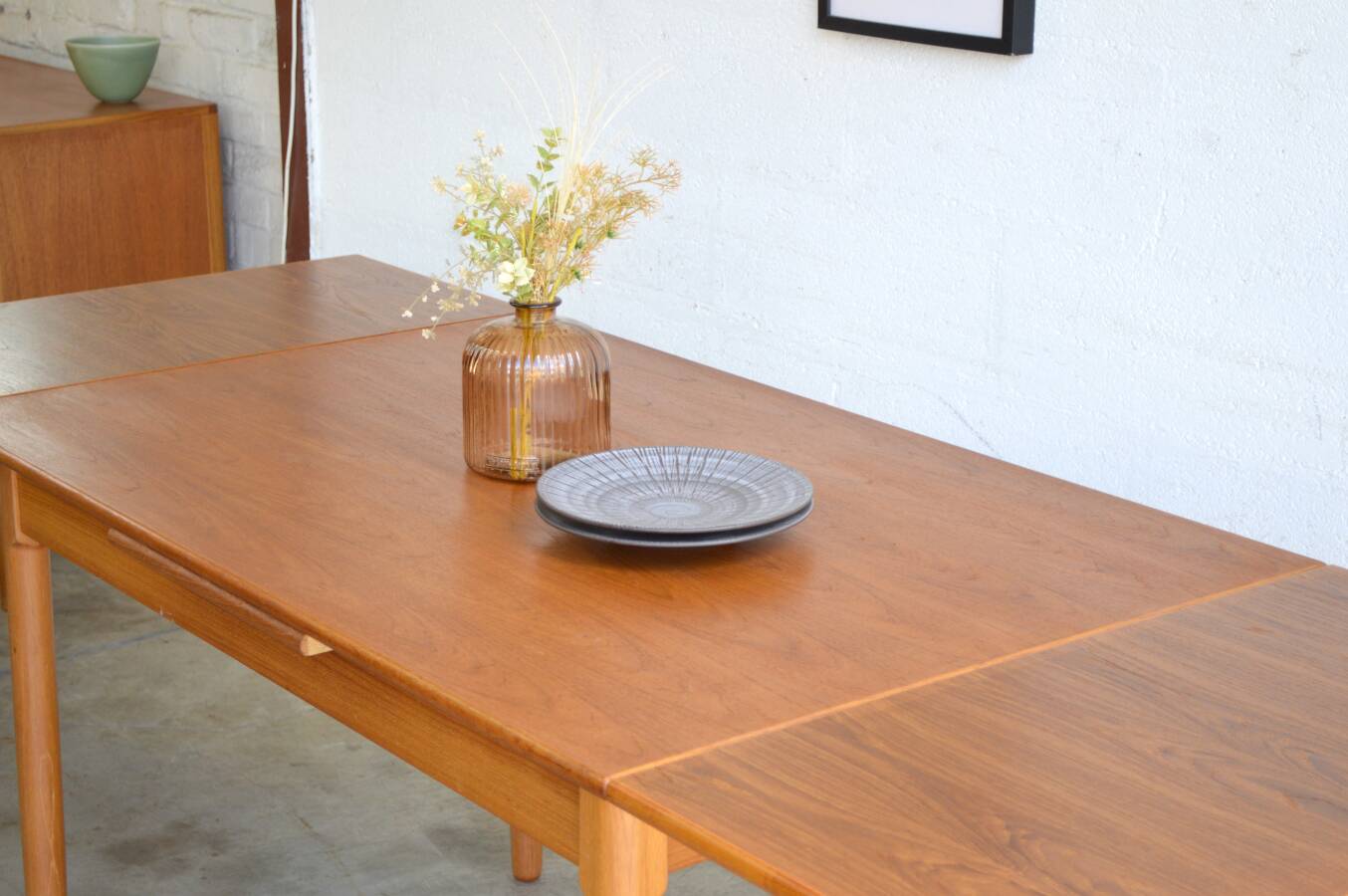 Teak table with Italian extensions 125cm