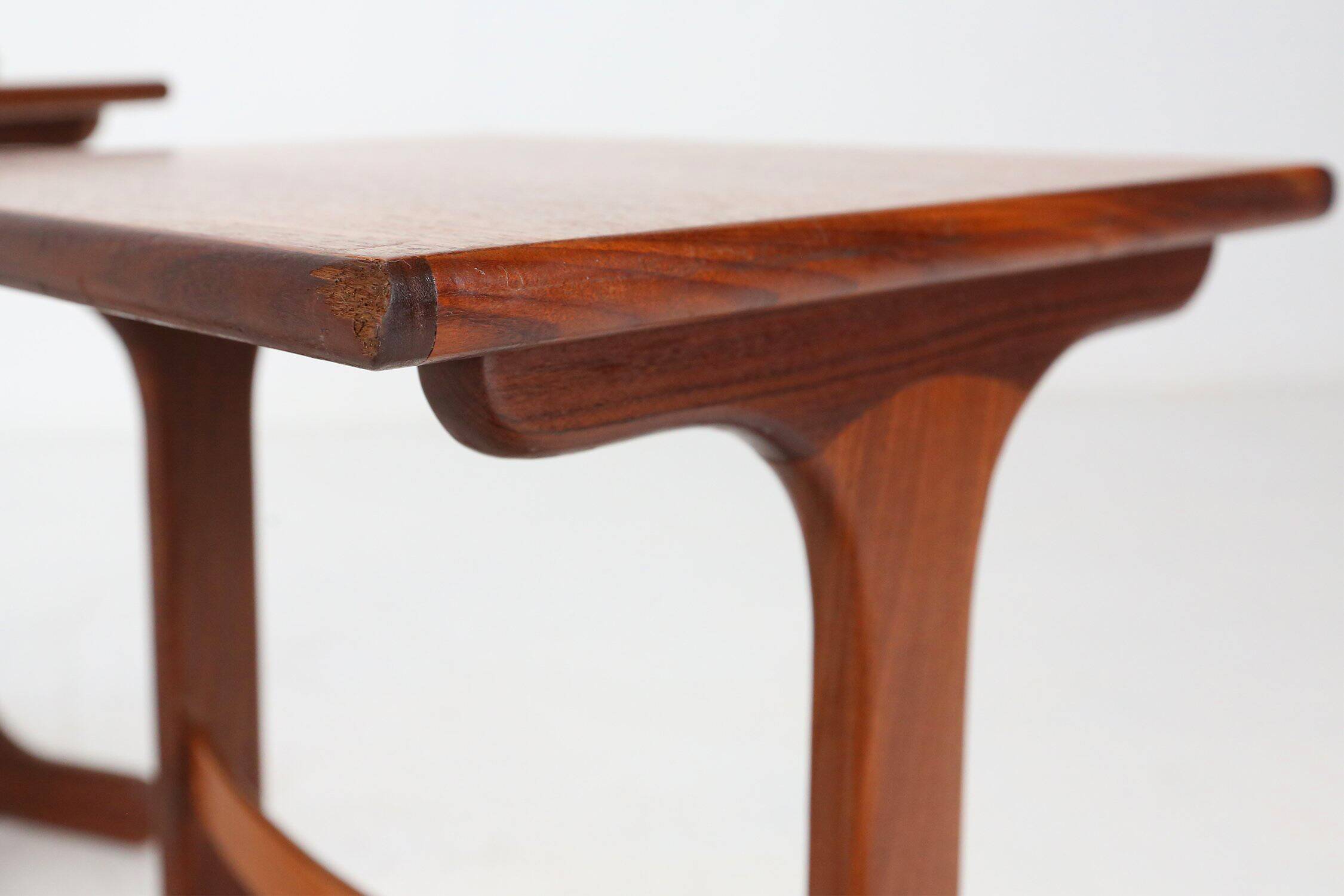 Set of 3 teak wood nesting tables by G-Plan, 1970s, UK ca. 1970