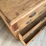 Pine dresser