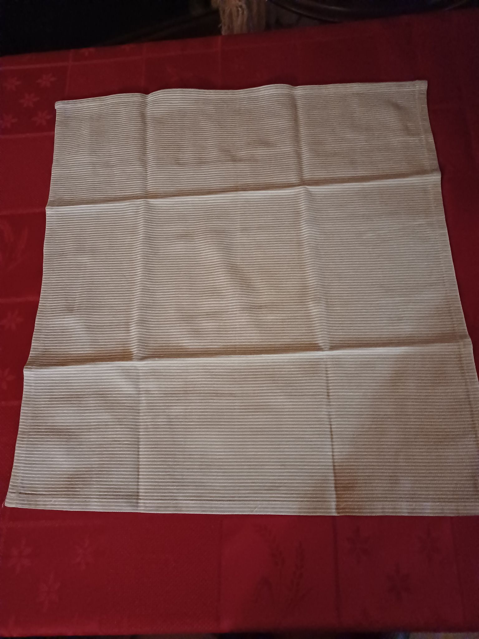 28 serviettes
