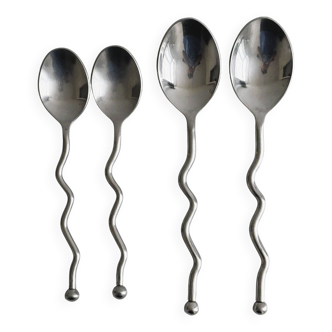 Set of 4 silver-plated metal spoons