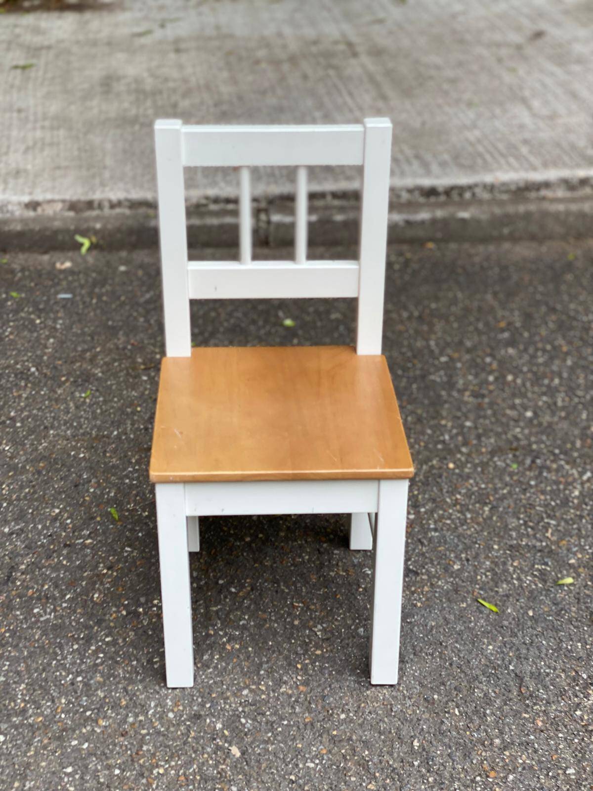 Chaise scandinave pour enfant en bois
