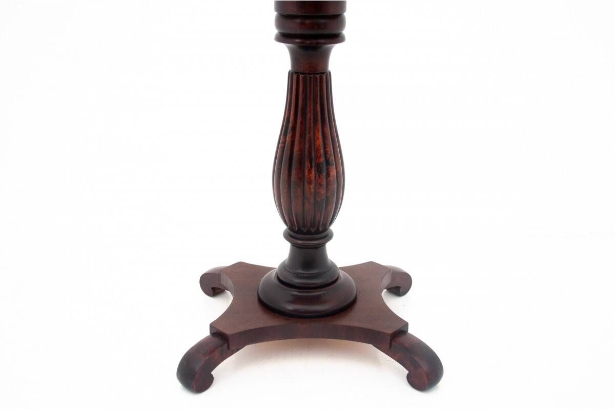 Antique thread table, Northern Europe, around 1860. After renovation.