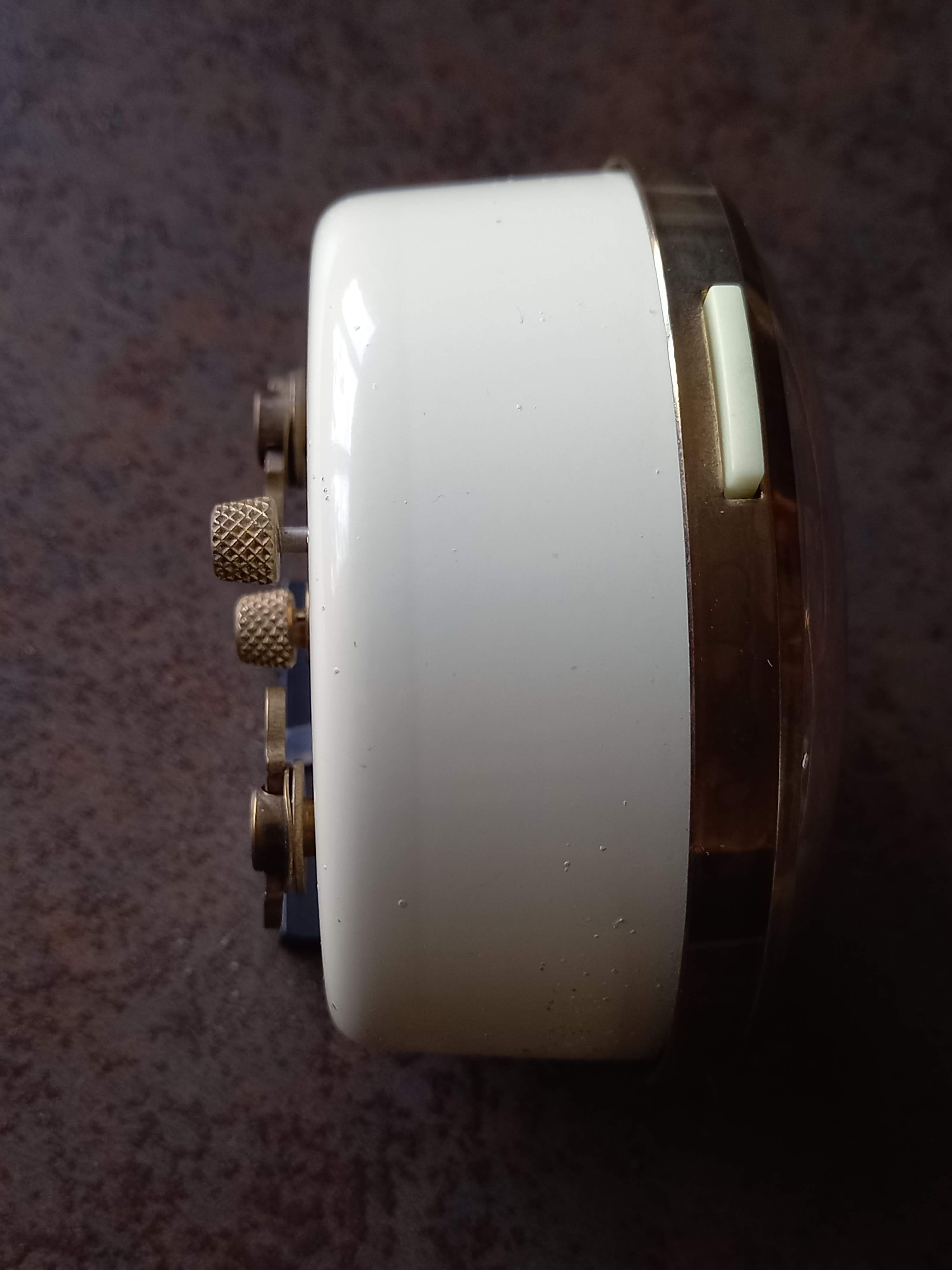 Jaz Discreto alarm clock