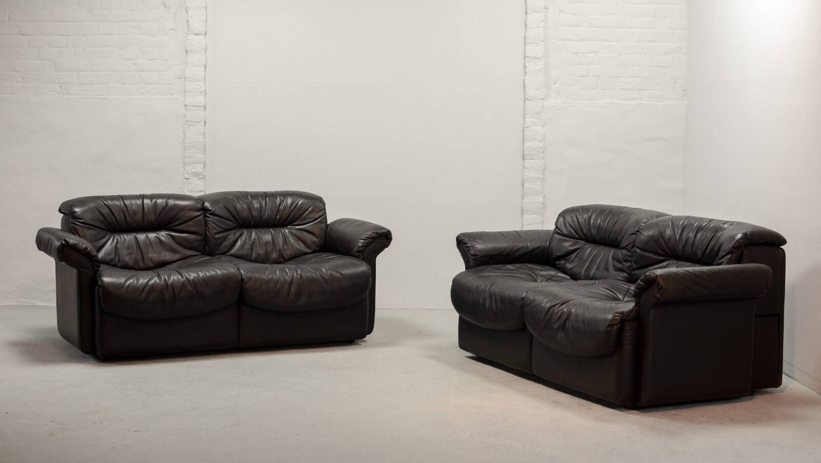 Superb De Sede Smooth Leather Design Two-Seat Loveseat Lounge Sofa DS17 70s