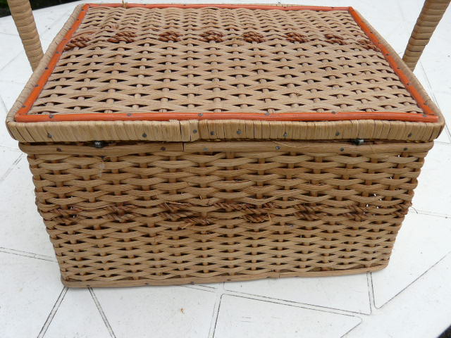 Vintage sewing box wicker bamboo 1950