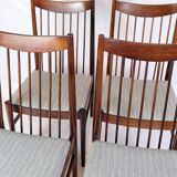 Set Of 4 Dining Chairs Model 422 Made In Rosewood By Arne Vodder From 1960s