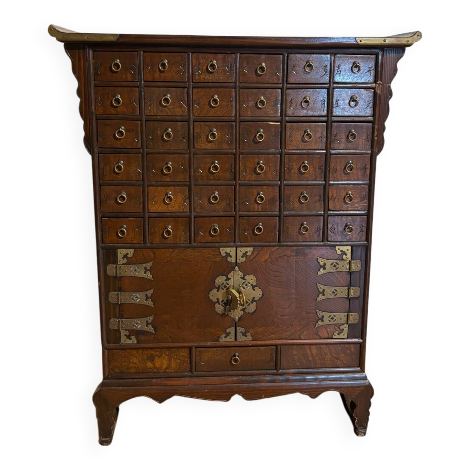 Antique Chinese apothecary cabinet - 36 drawers