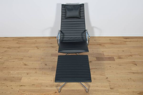 Fauteuil lounge et ottoman Eames Alu Group EA124 & EA125 par Charles & Ray Eames pour Vitra, années 1980