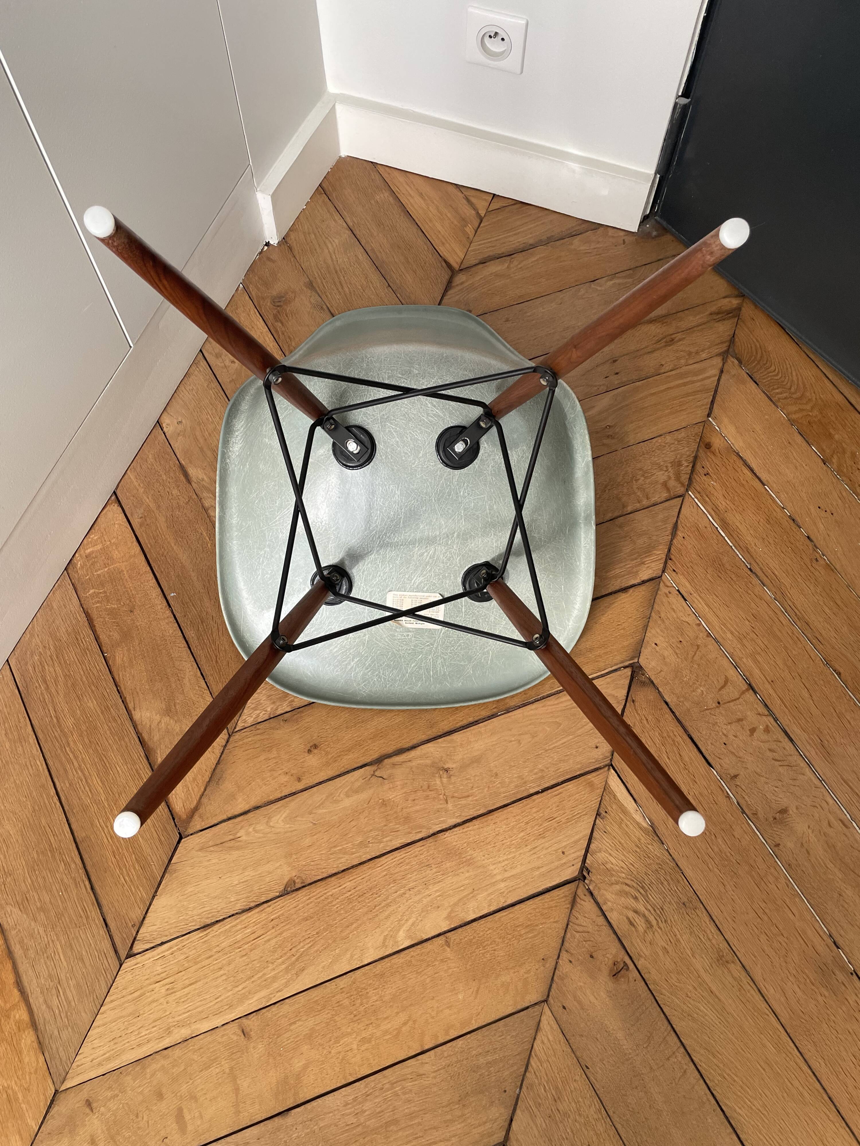 Original and vintage Herman Miller Eames chair