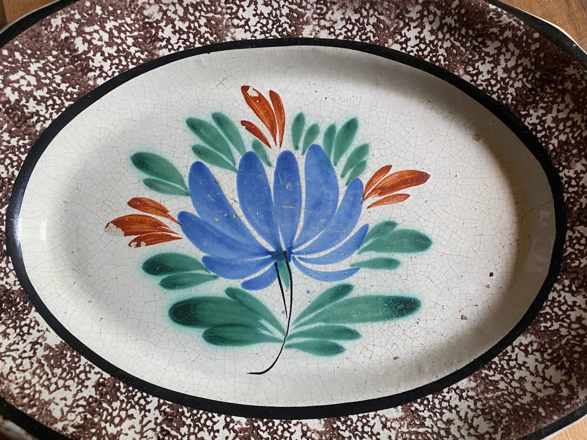 Ceramic plate, antique late 19th - early 20th century, known as "Cul-noir" from Normandy.