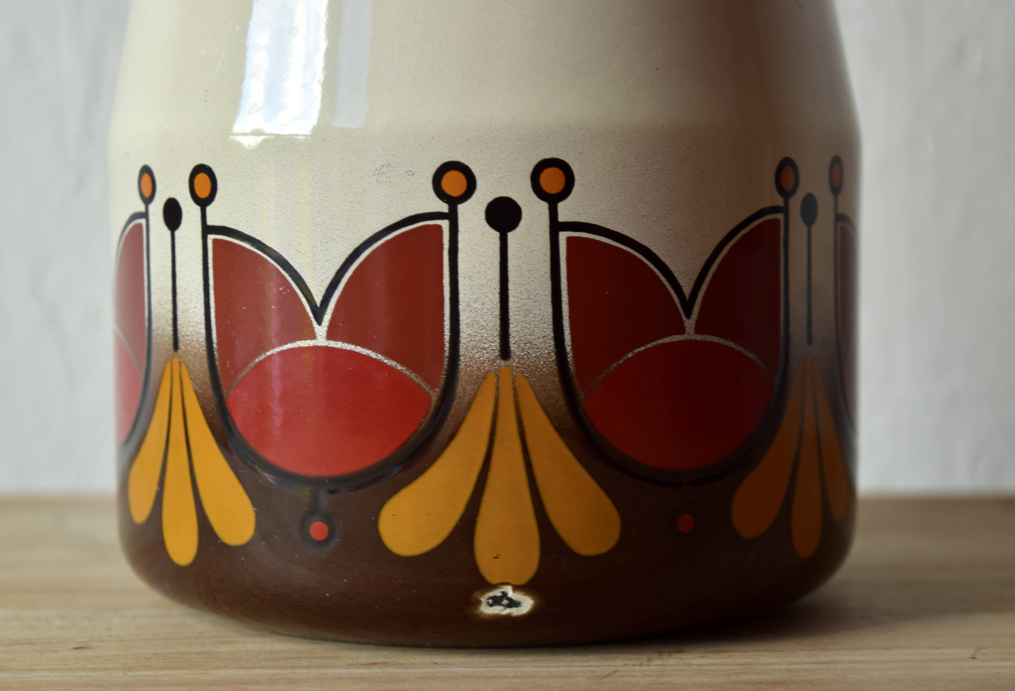 Vintage enameled metal and Bakelite coffee maker - 1960s