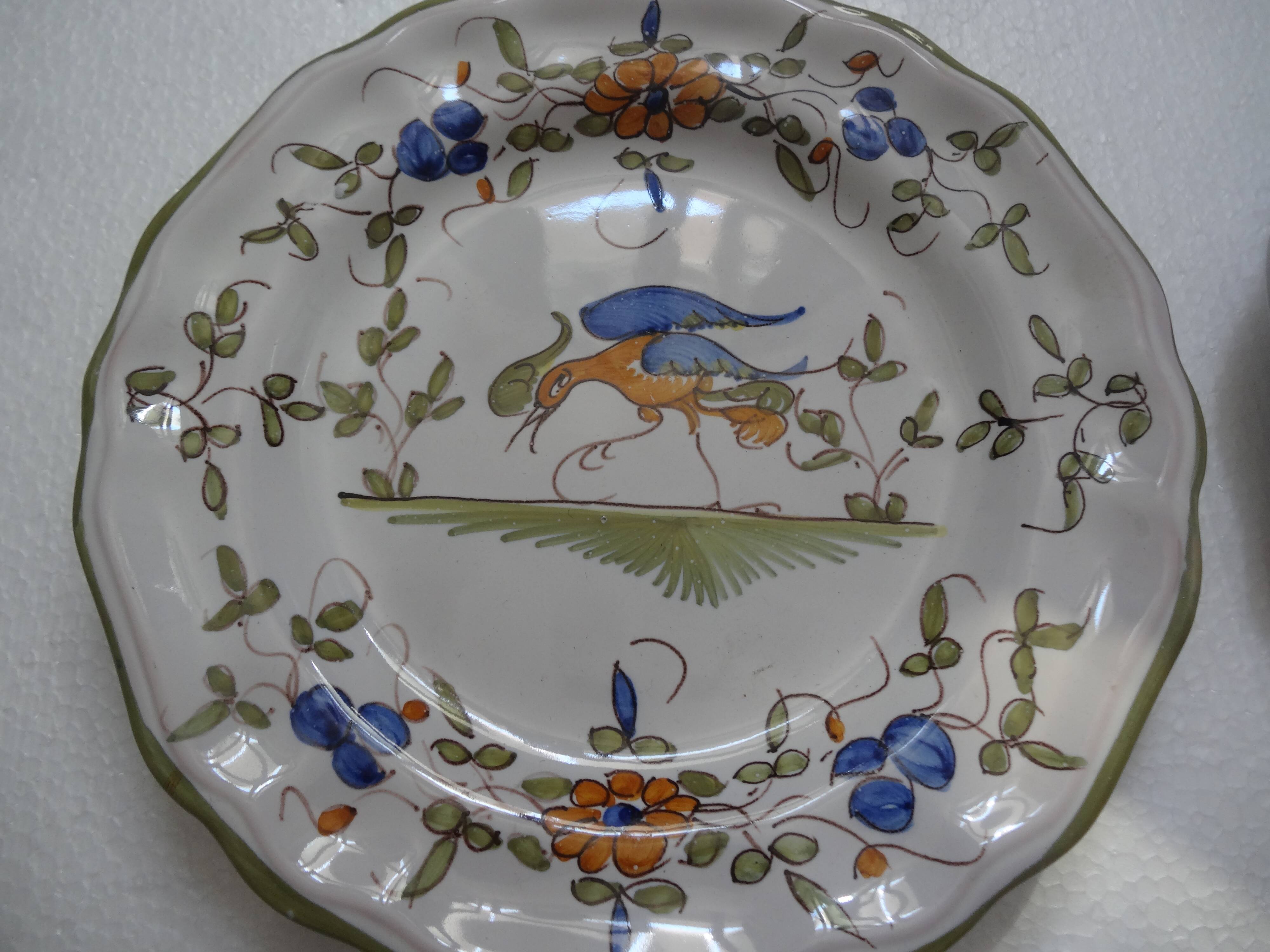 Lot 4 ceramic plates