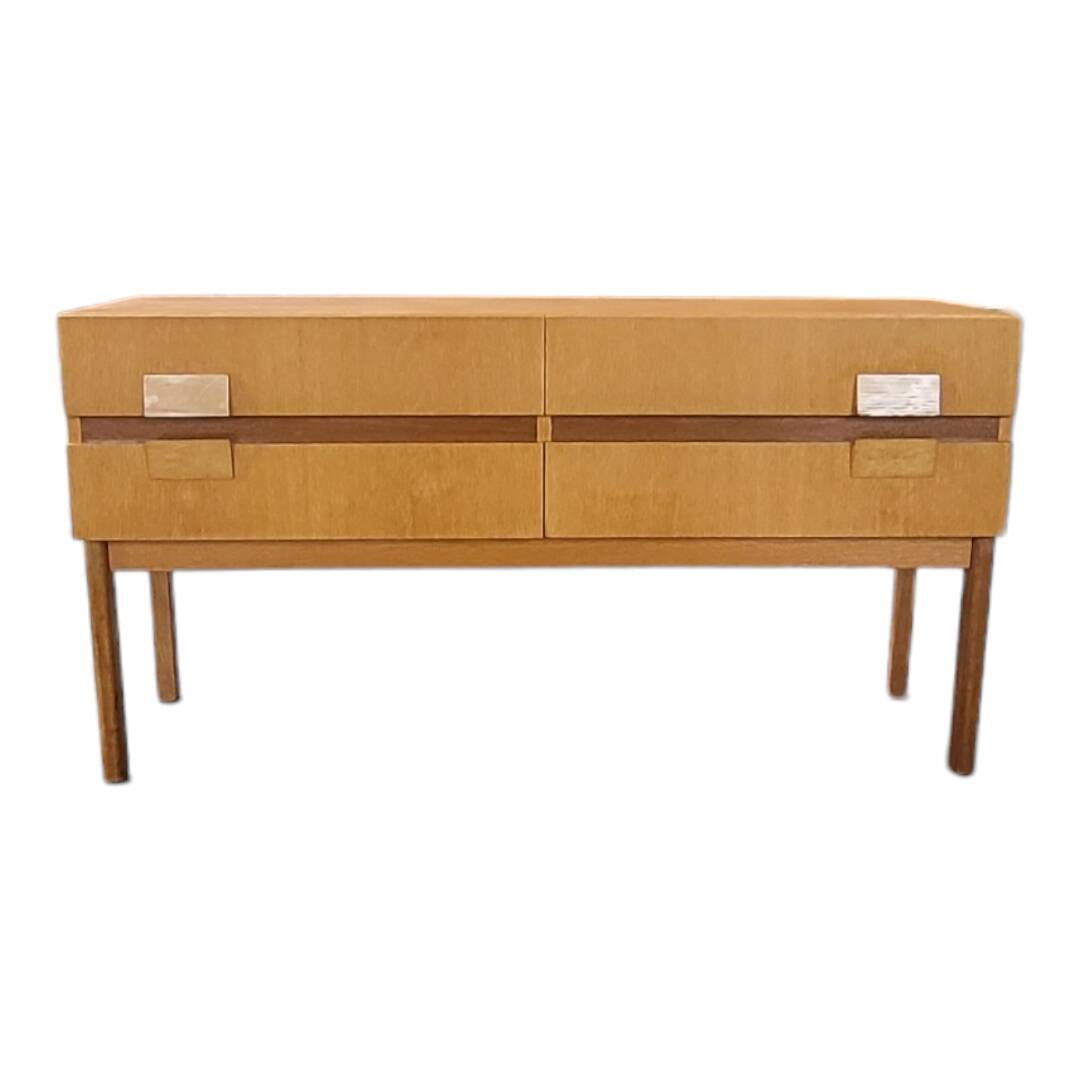 Commode vintage avec Schubladen