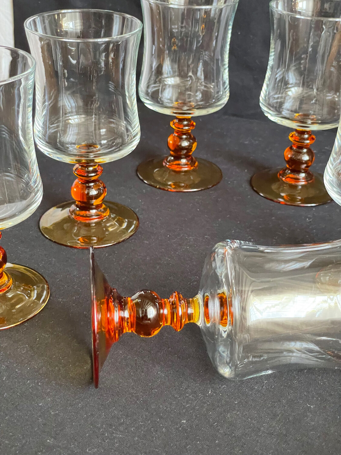 Set of 6 vintage Luminarc wine glasses