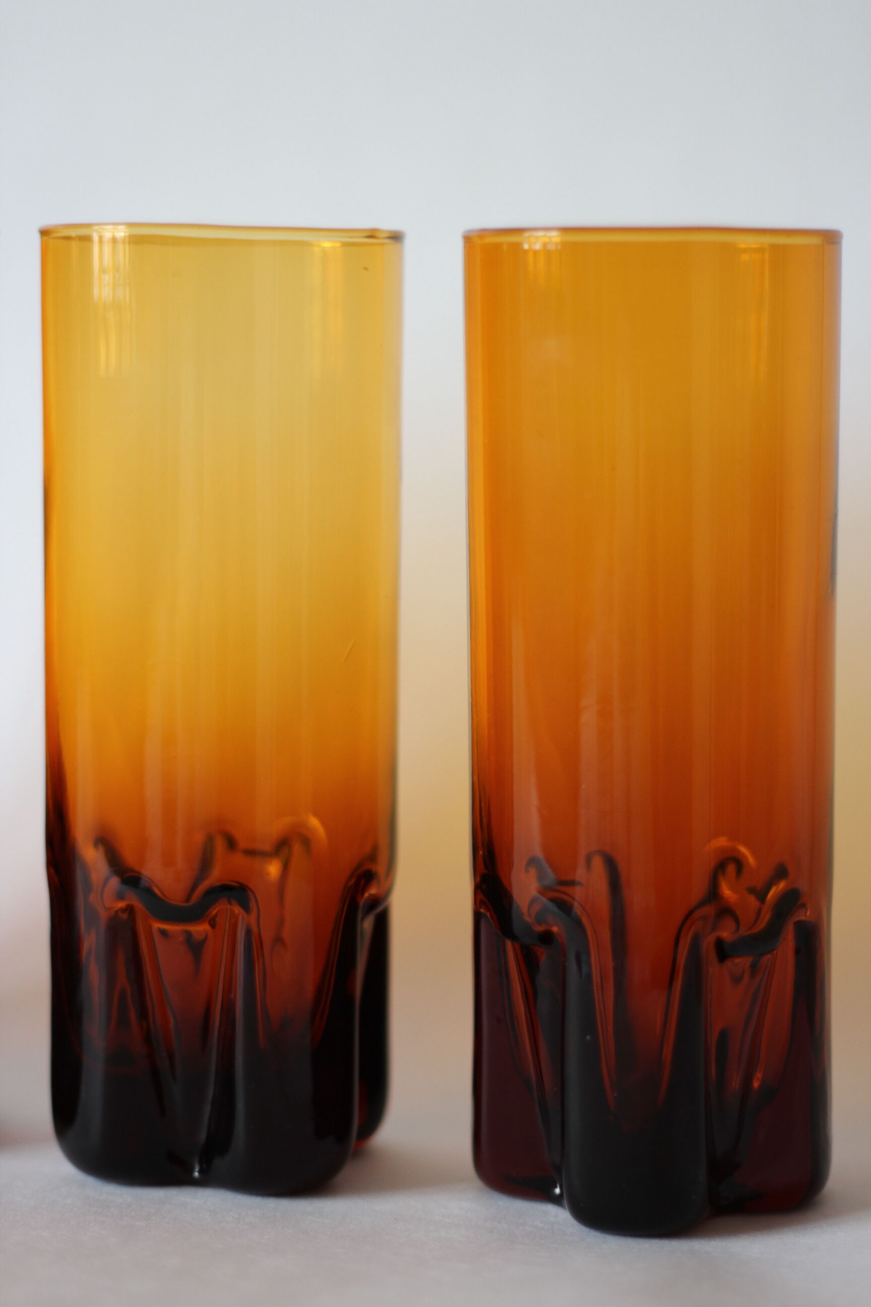 Set of 4 vintage glasses long amber drink