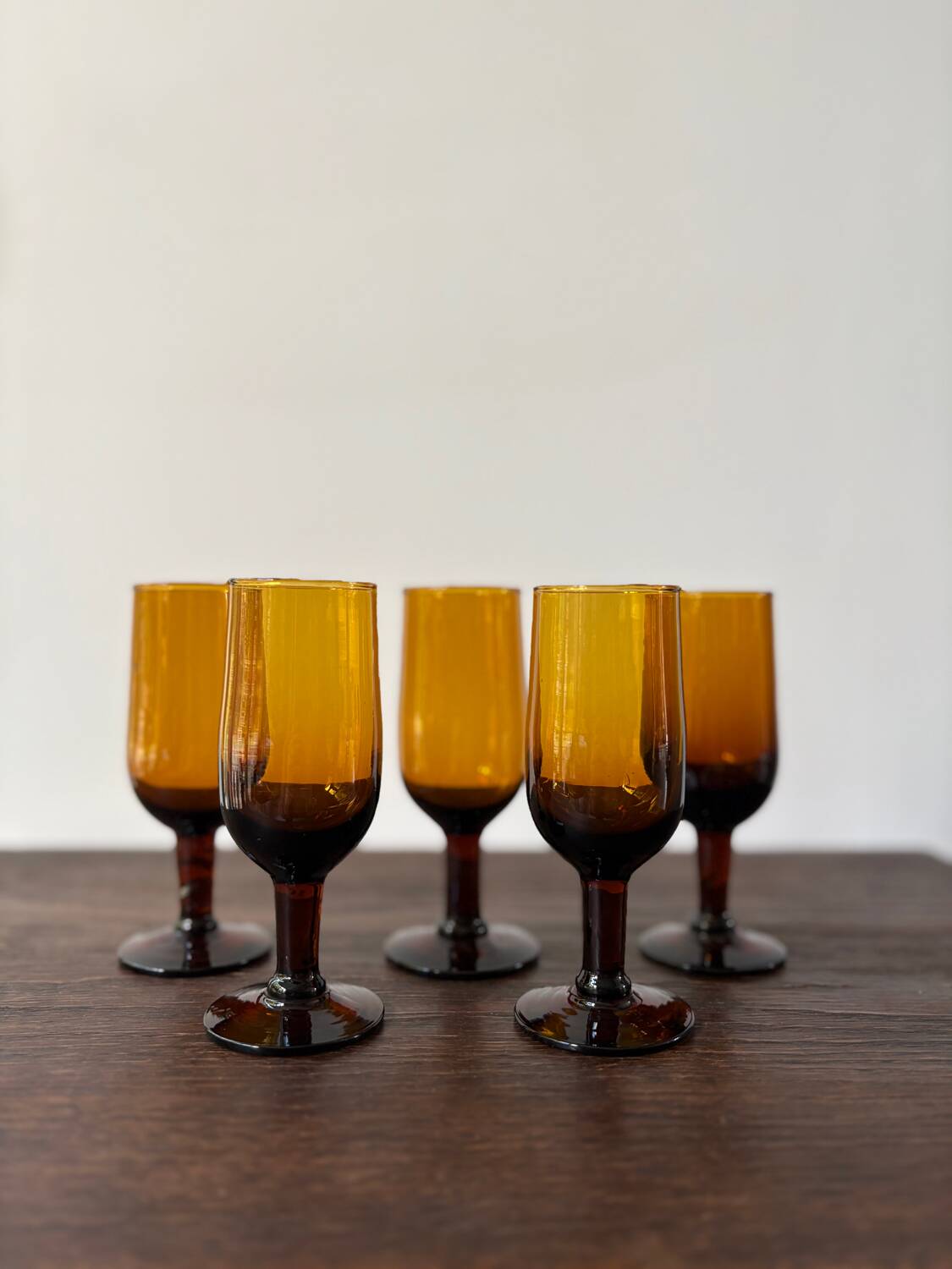 Set of 5 vintage 70s amber stemmed wine glasses