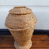 Woven wicker basket