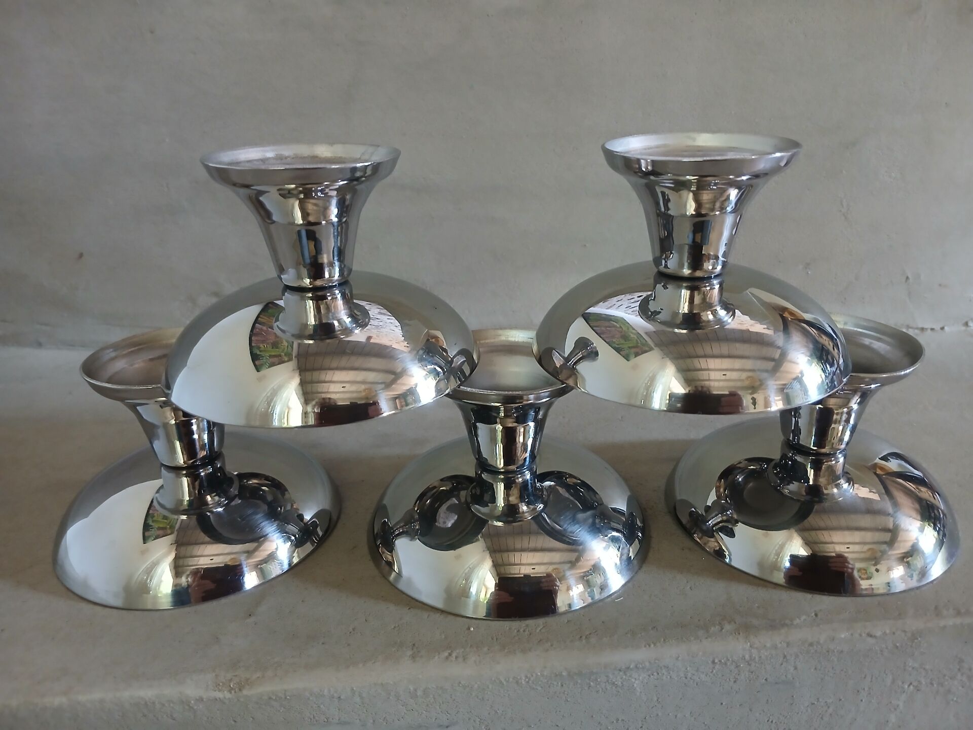 5 coupes à glace anciennes en inox