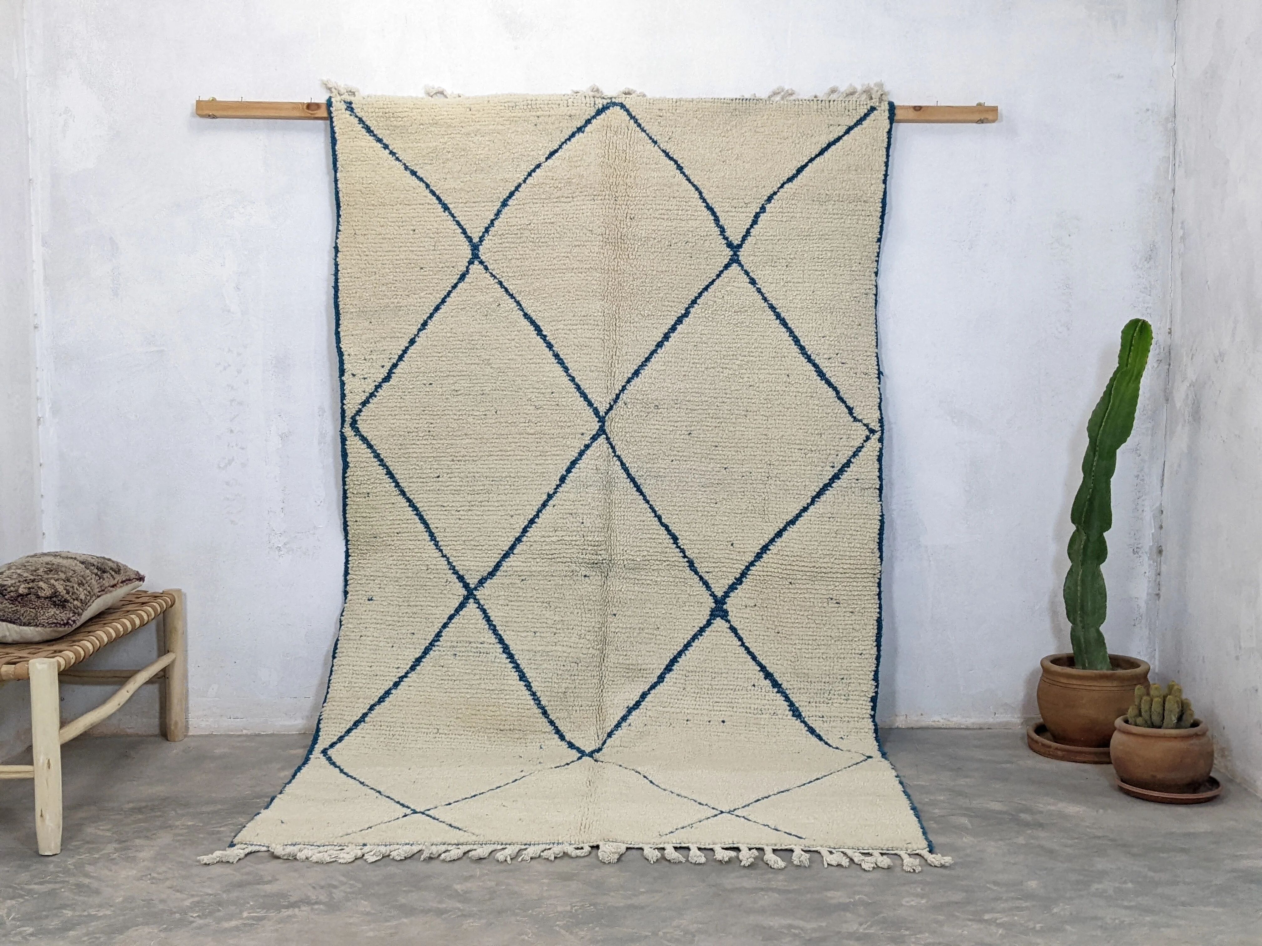 Tapis Beni Ouarain, 260 x 155 cm, MS-187