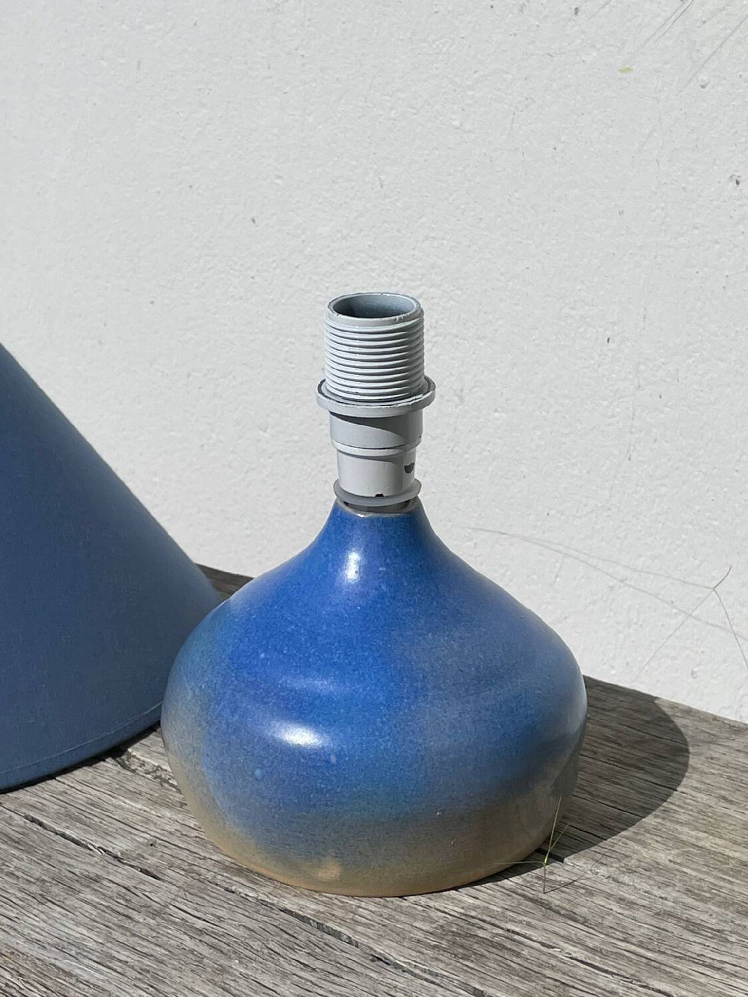 Lampe en céramique bleu vintage