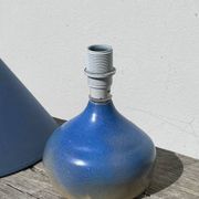 Lampe en céramique bleu vintage