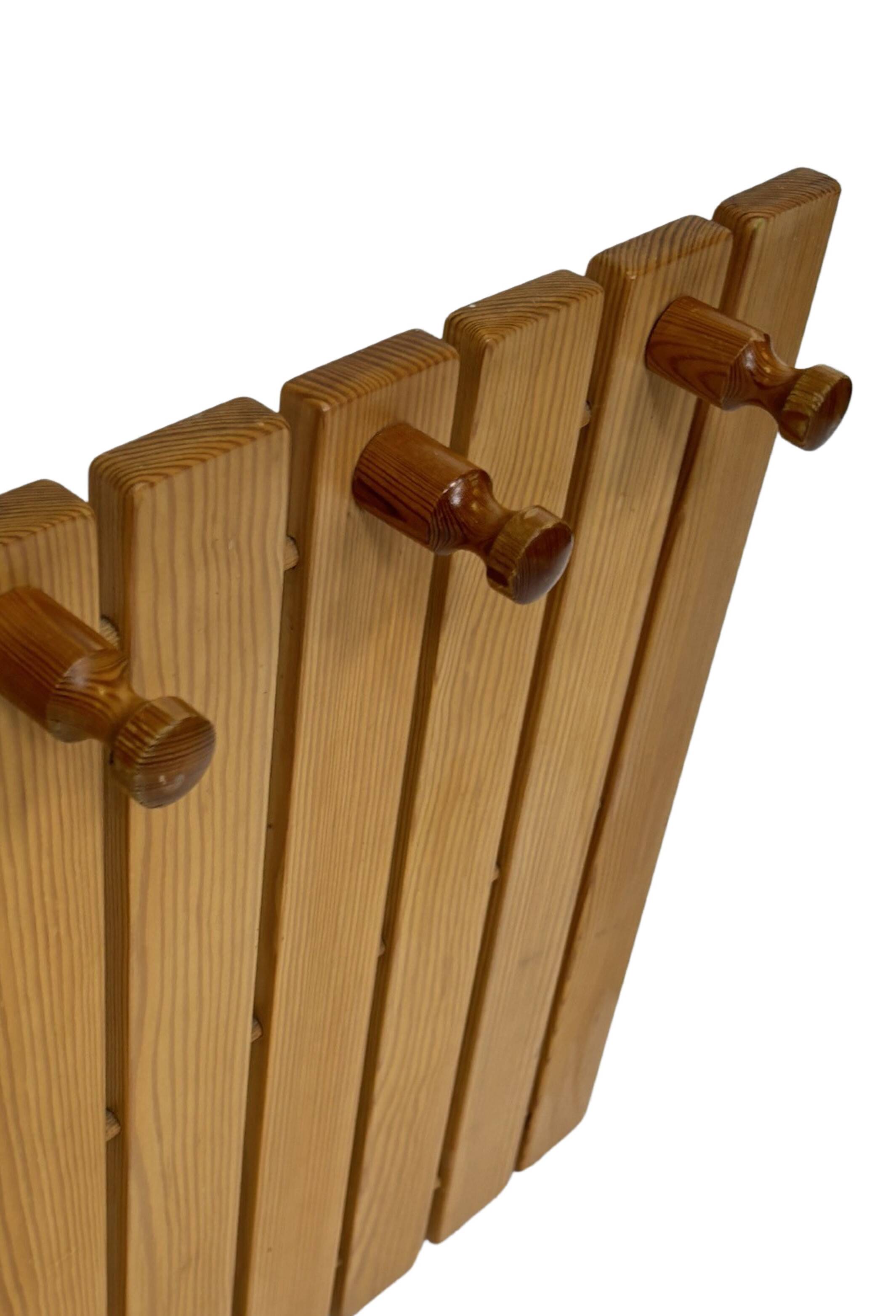 Vintage Pine Pinewood coat rack with mirror - 1970s design