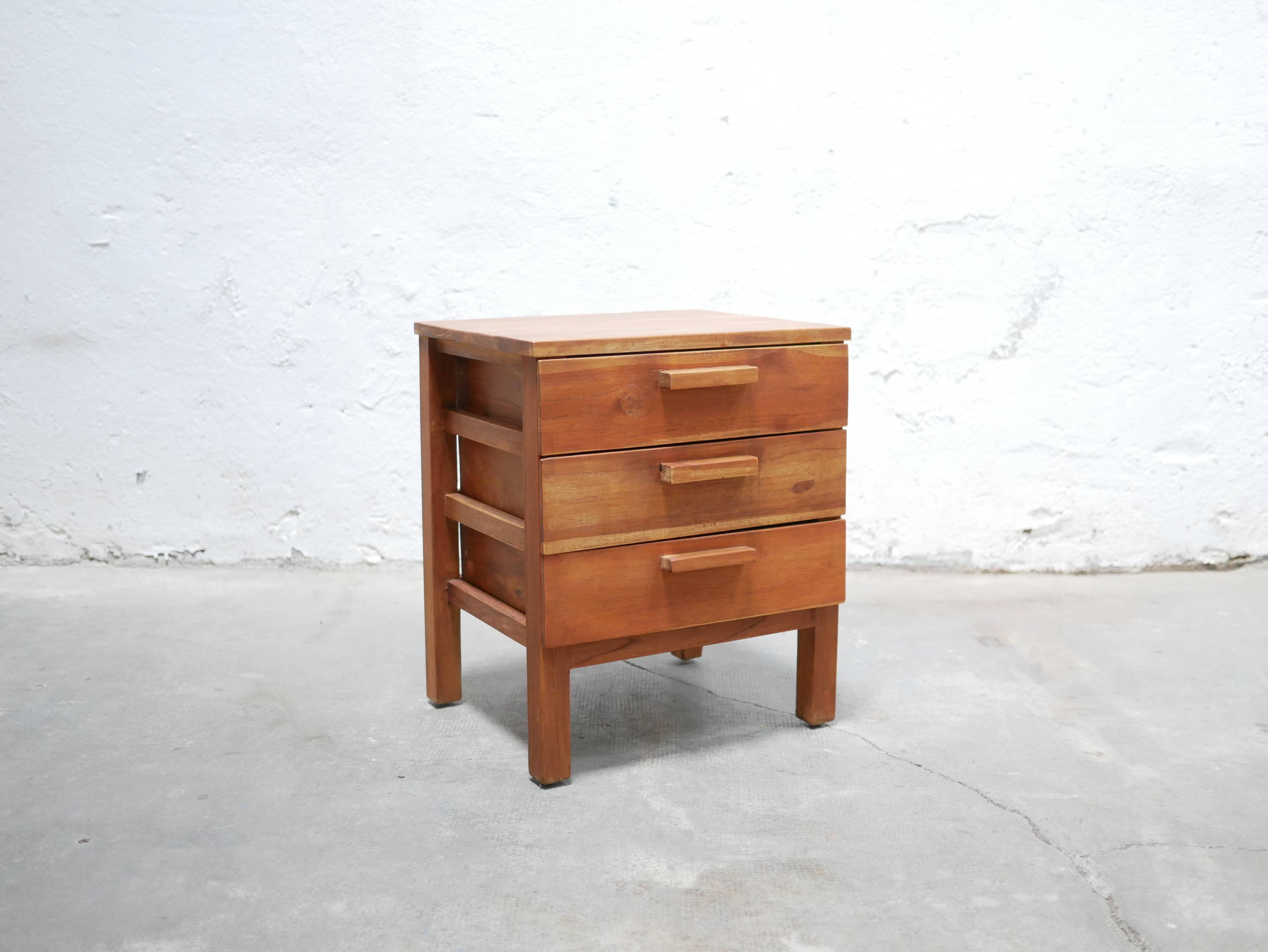 Meuble d'appoint chevet vintage en bois