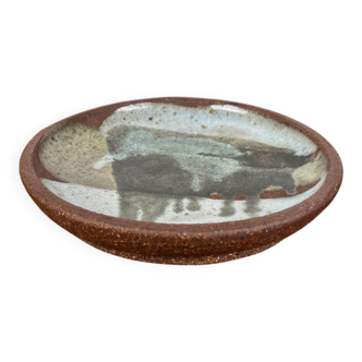 Danish studio pottery bowl from the mid-century by G.P., 1960s.