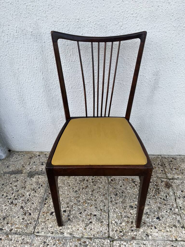 Lot de 4 chaises Casala vintage