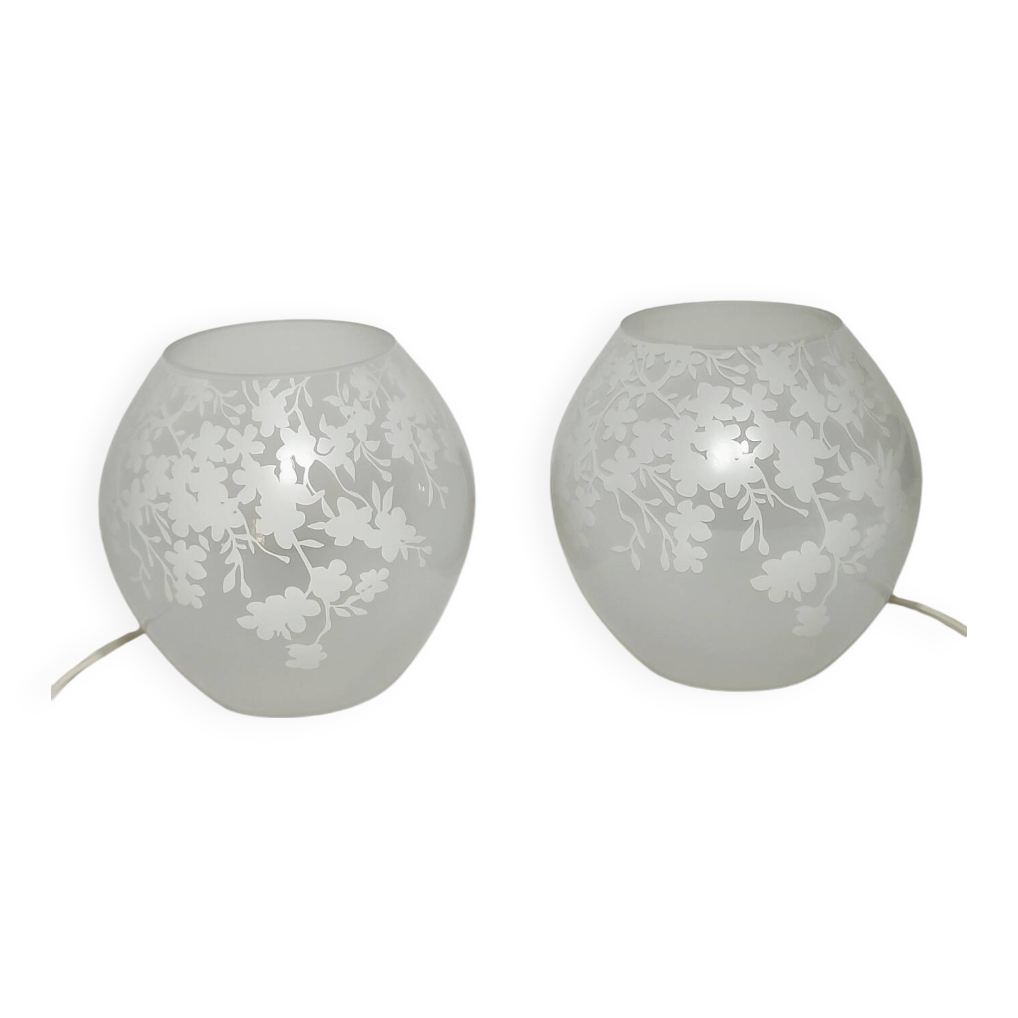 Par de lámparas de cristal. España, 1990s.