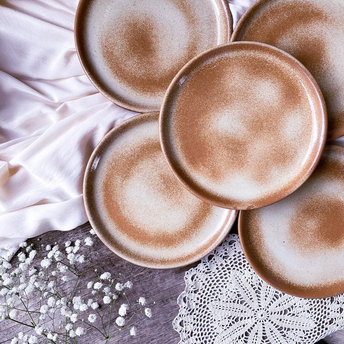 Serving small stoneware dessert plates