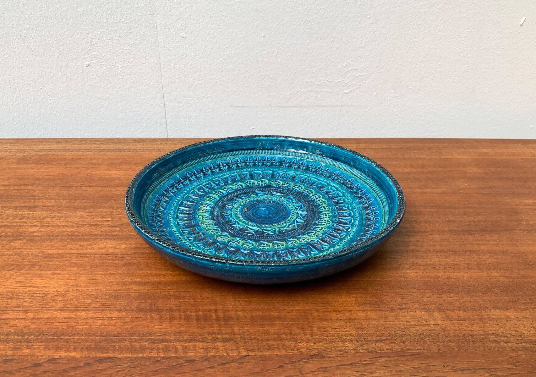 Large Rimini Blue bowl from the mid-century by Aldo Londi for Bitossi.