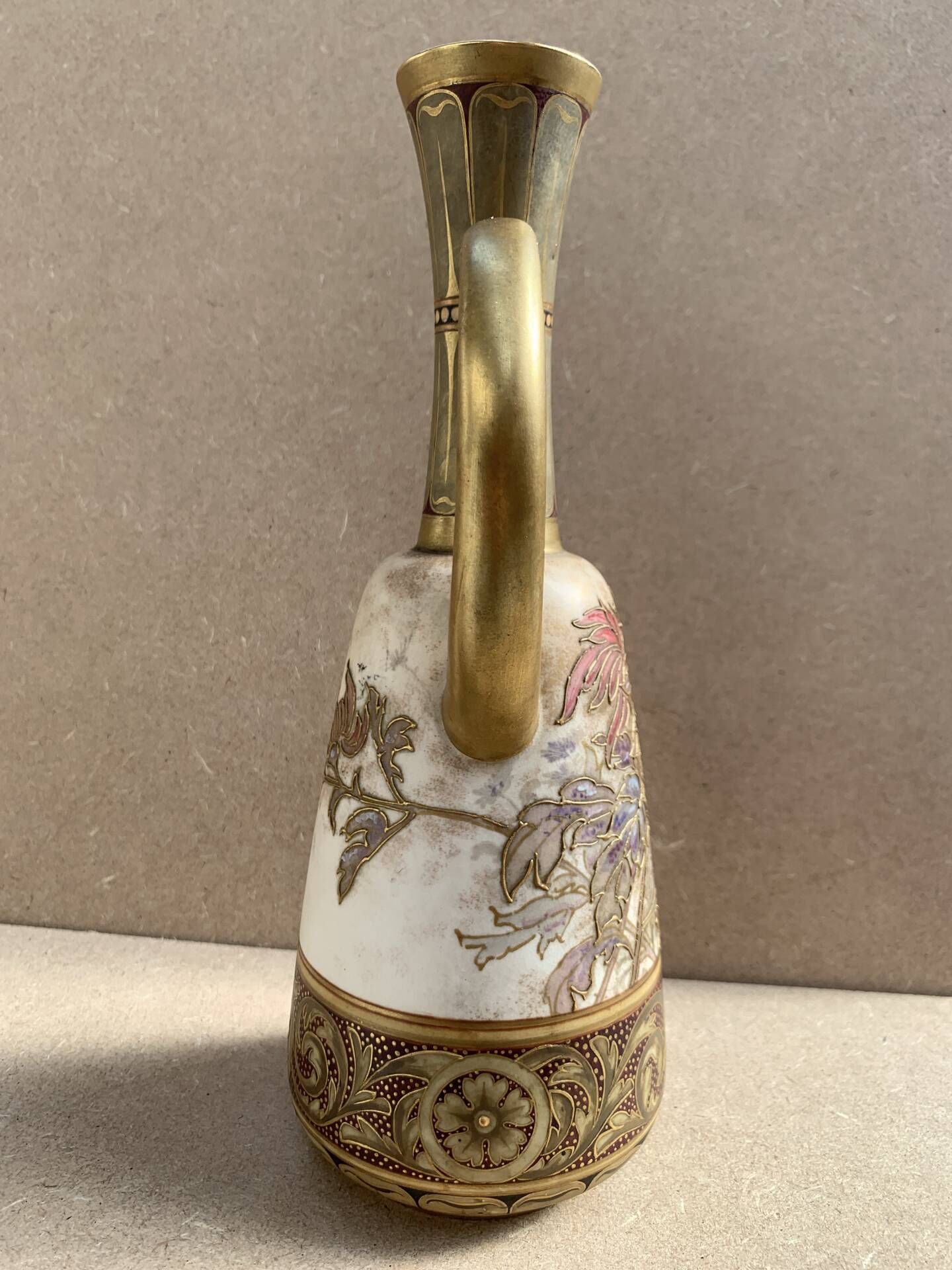 Aiguière / vase Antique Doulton Burslem