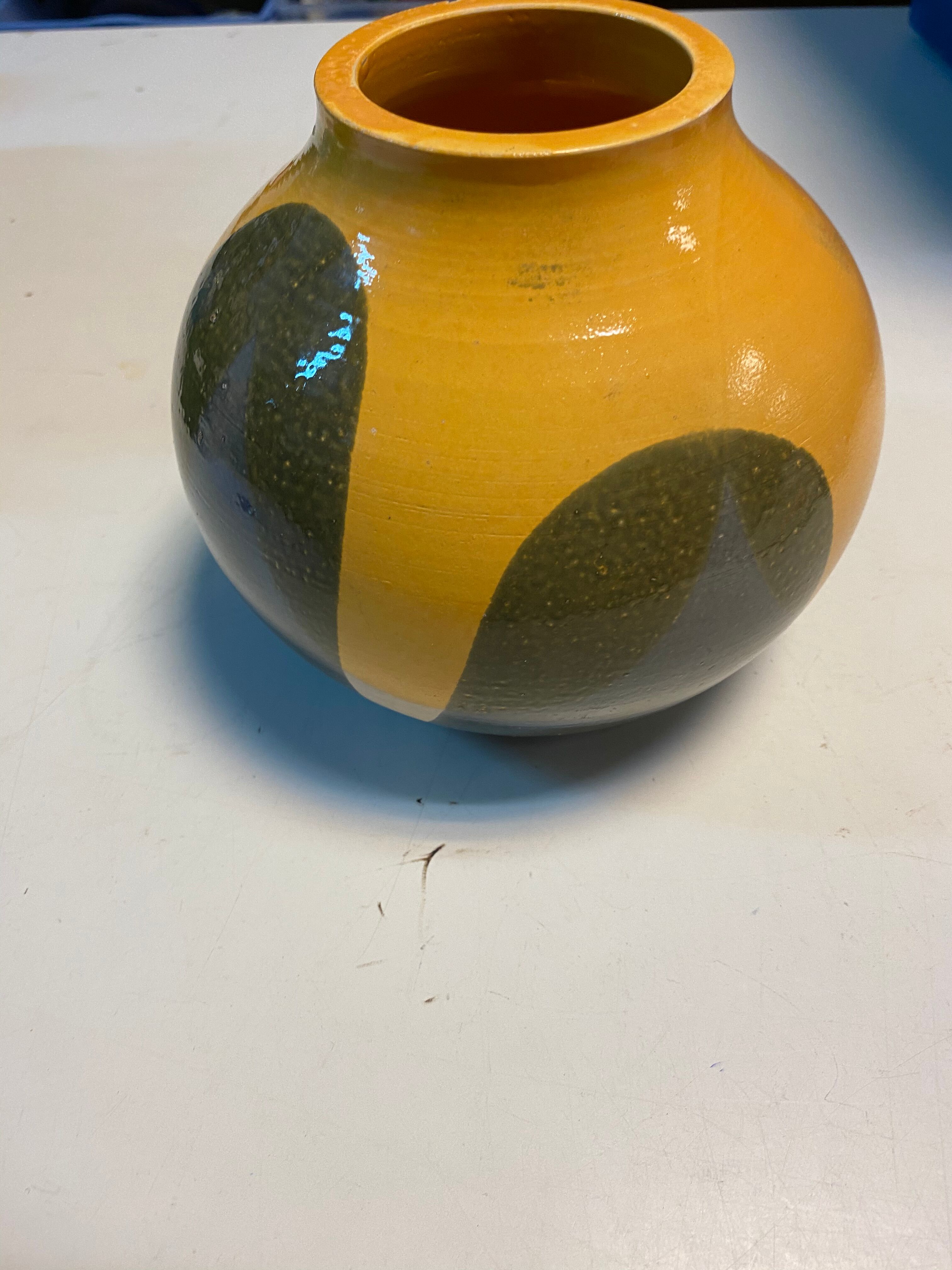 Ball vase