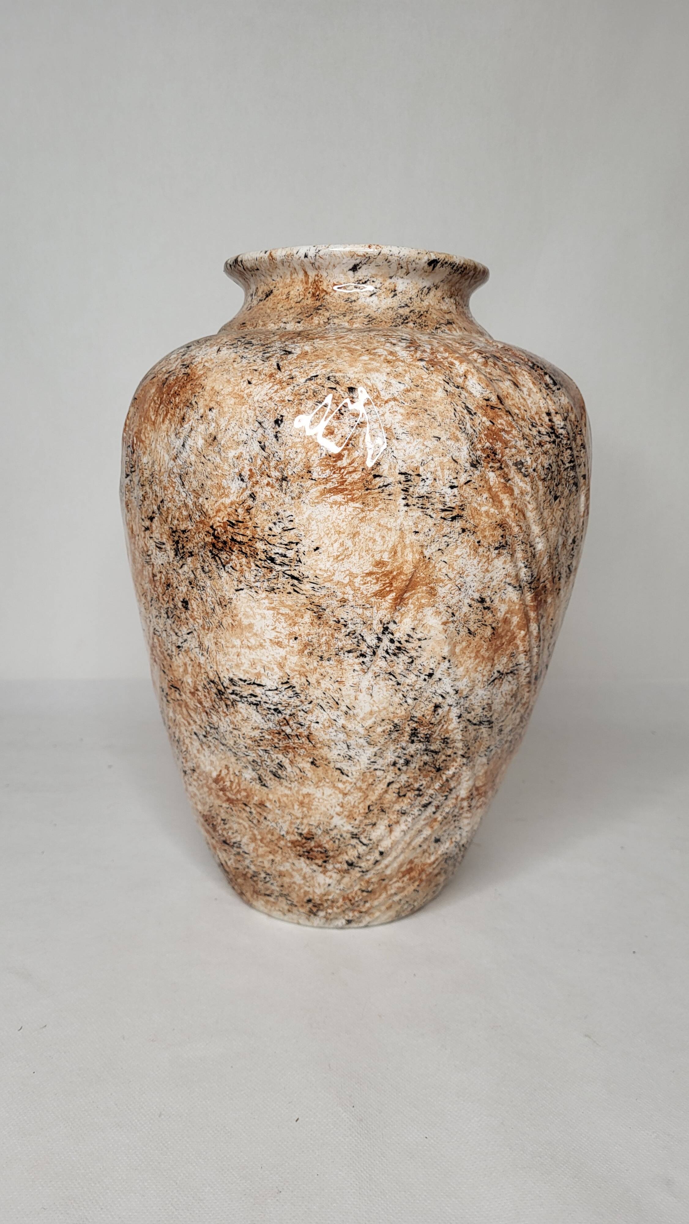 Ceramic vase