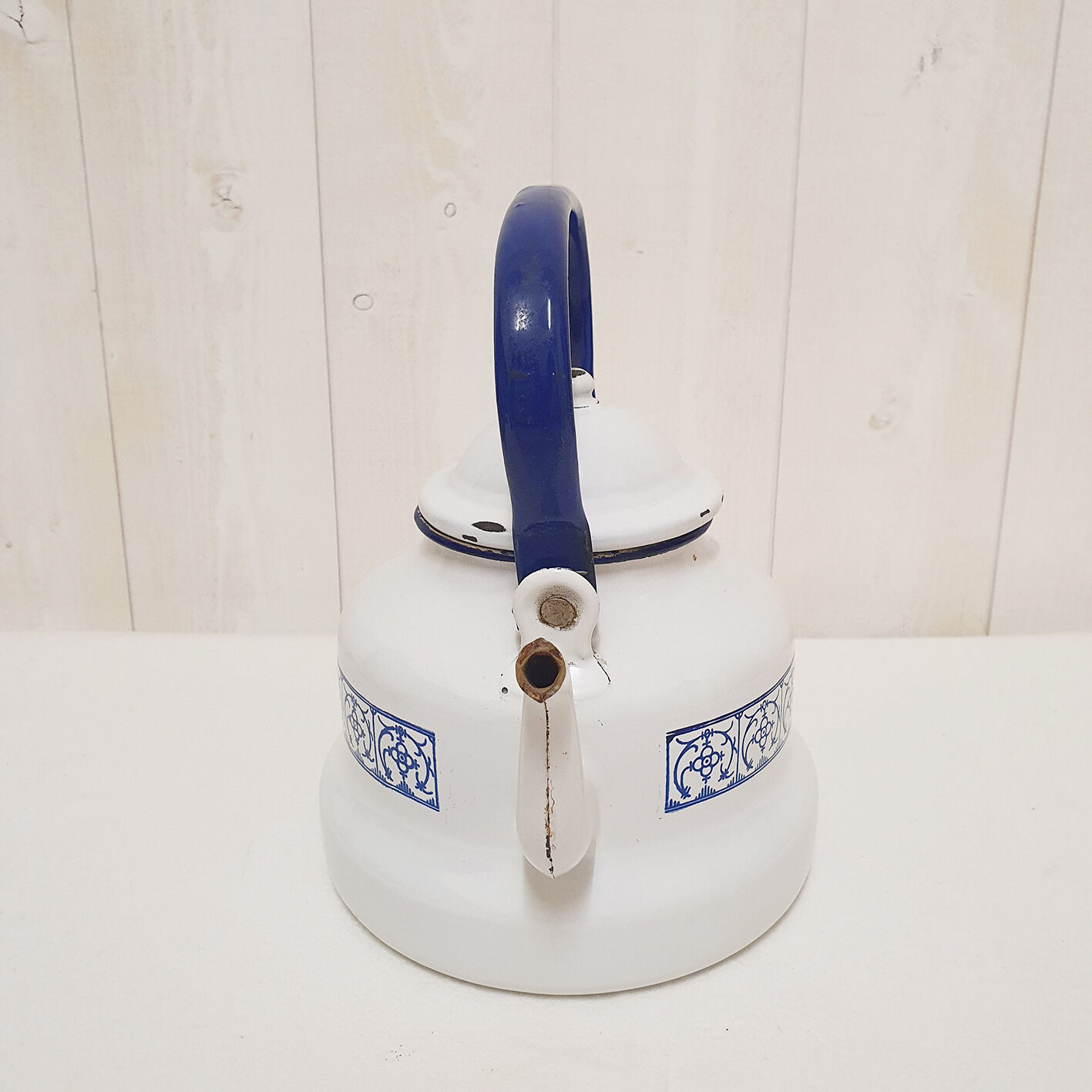 White and blue enamelled kettle