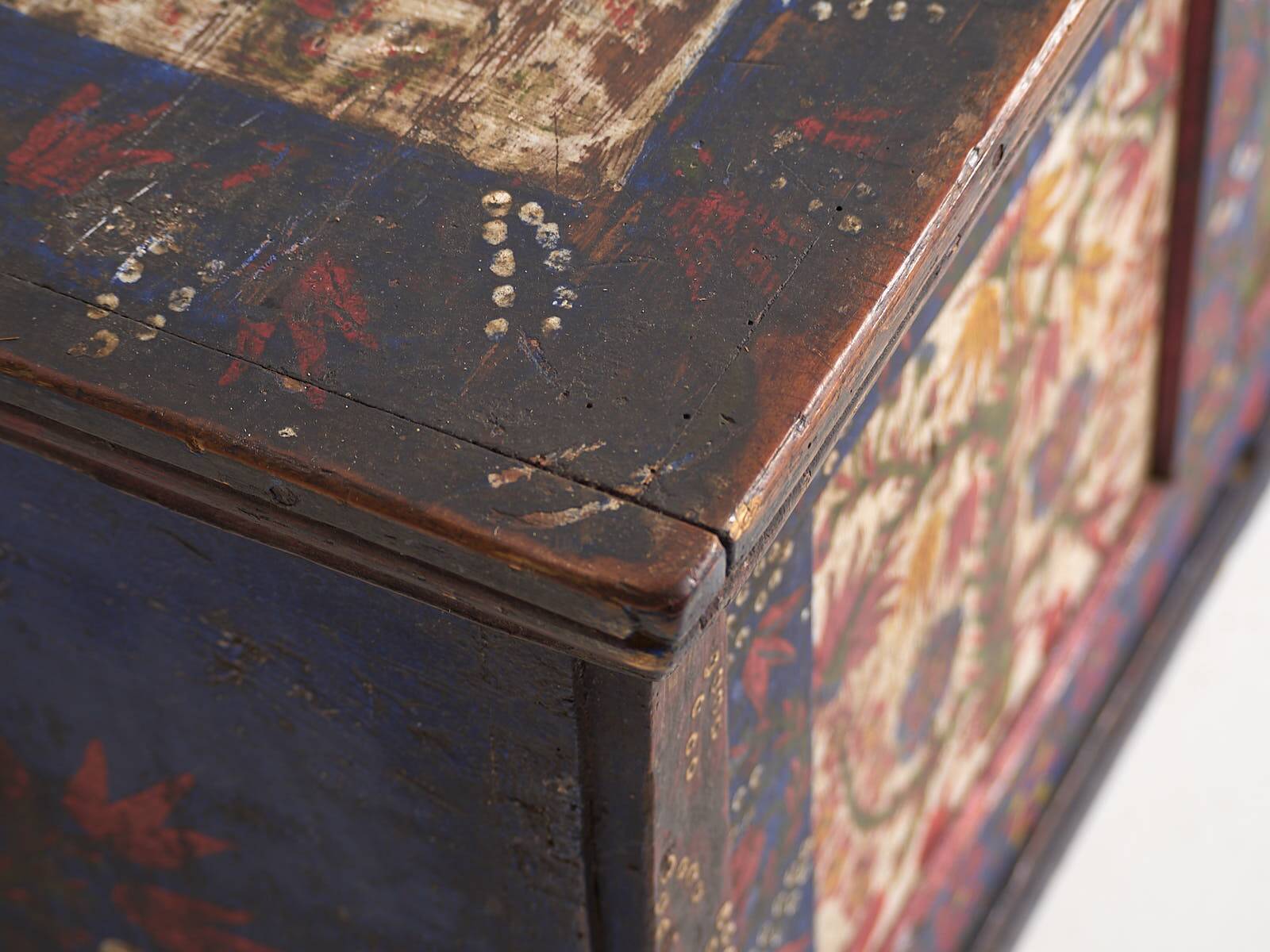Antique blue trunk with hand-painted floral details (c.1870) #2