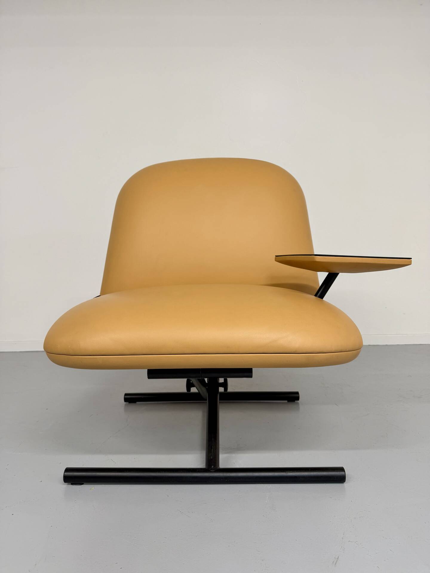 Touch armchair design by Jean Nouvel Poltrona Frau – circa 2000 vintage