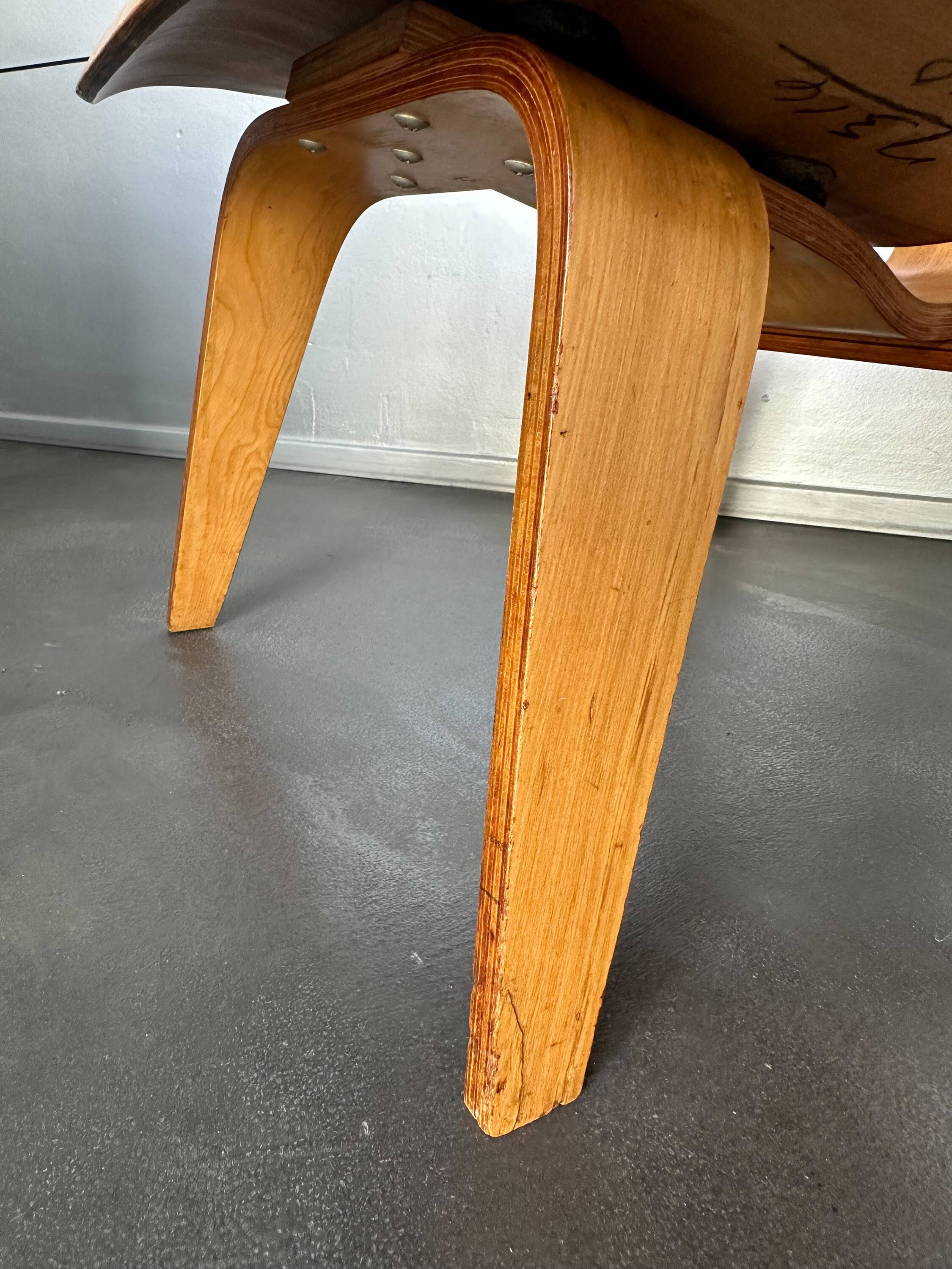 LCW lounge chair by Charles & Ray Eames, Herman Miller / Evans, 1940s