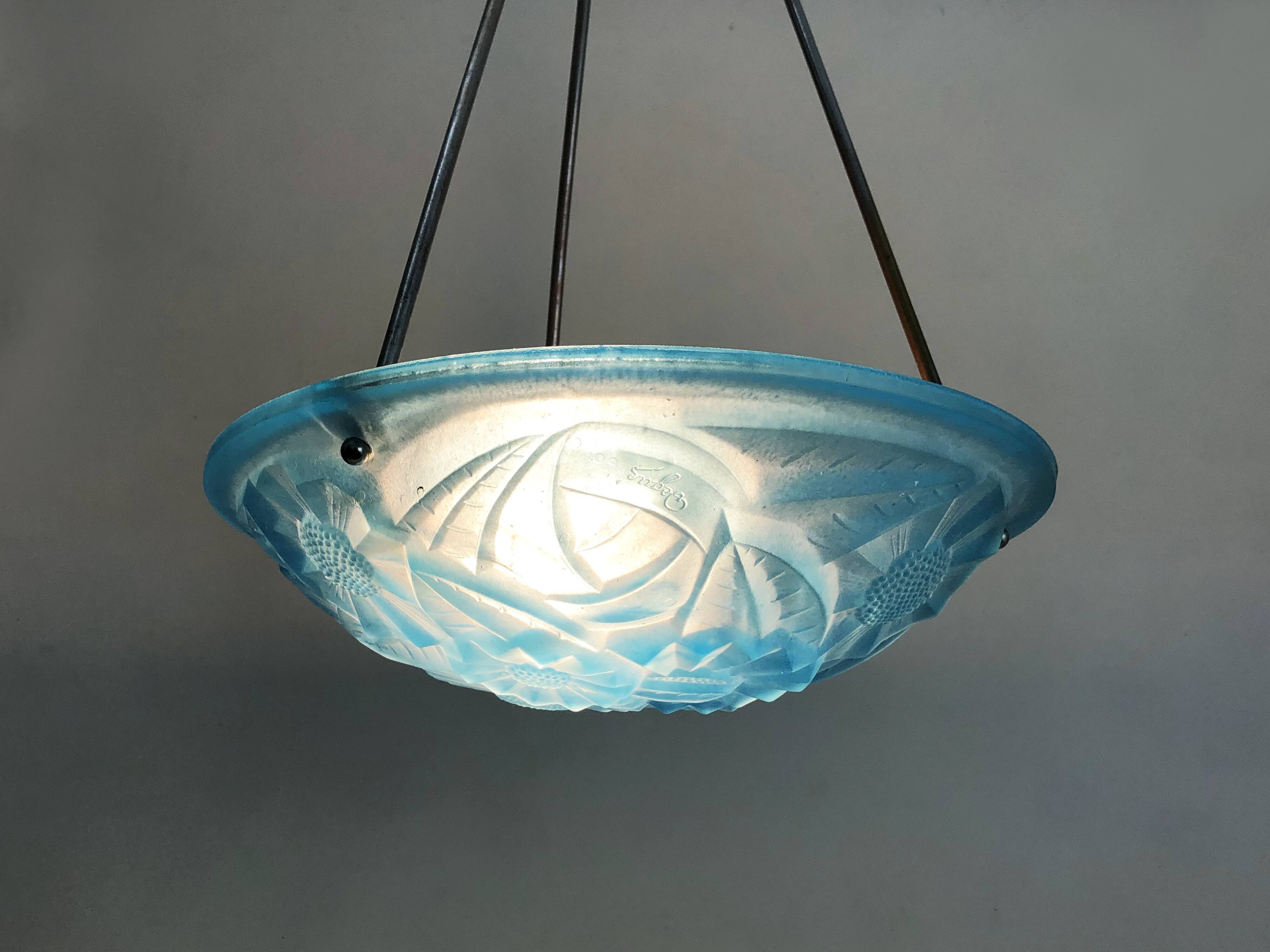Old degue chandelier, suspension basin art deco 1 fire, in blue glass paste. signed degué