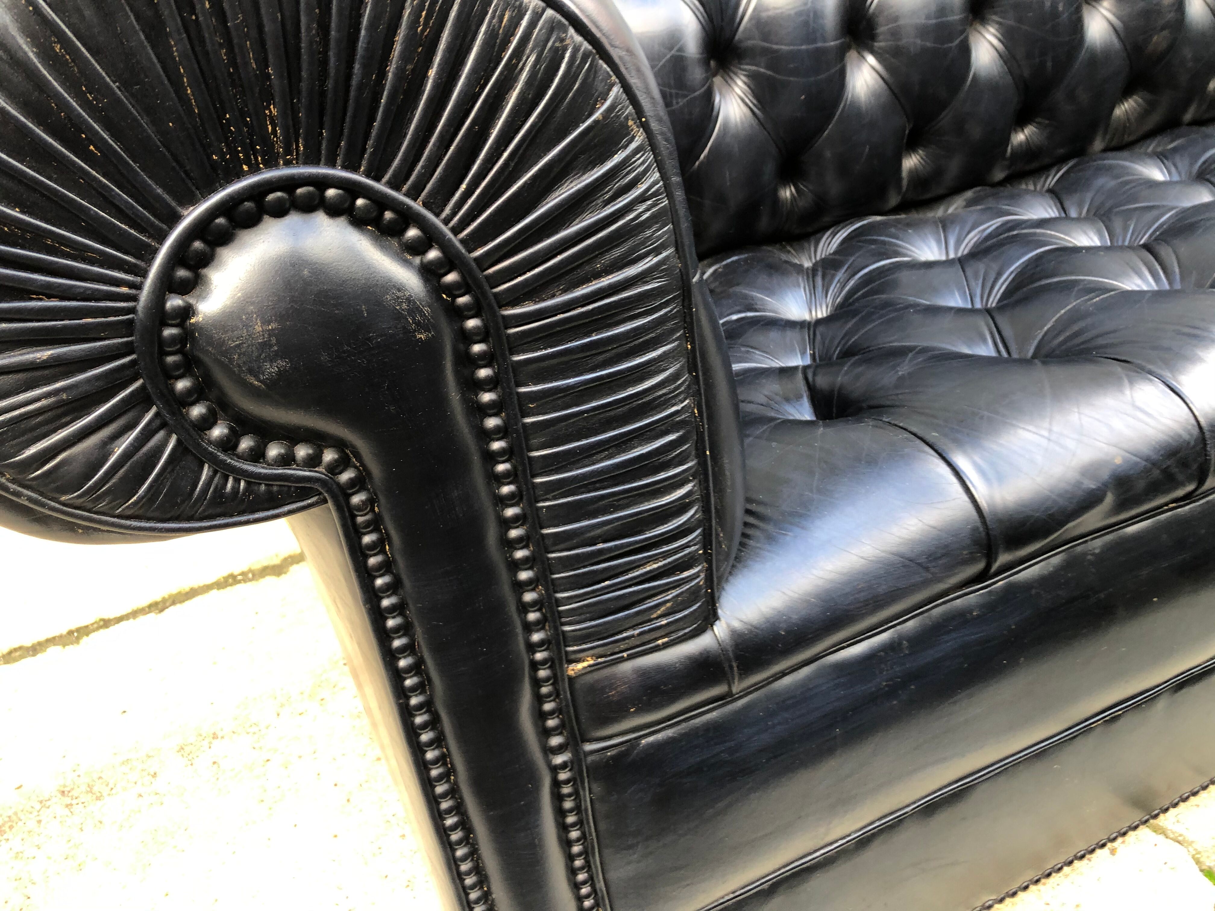 Chesterfield black sofa