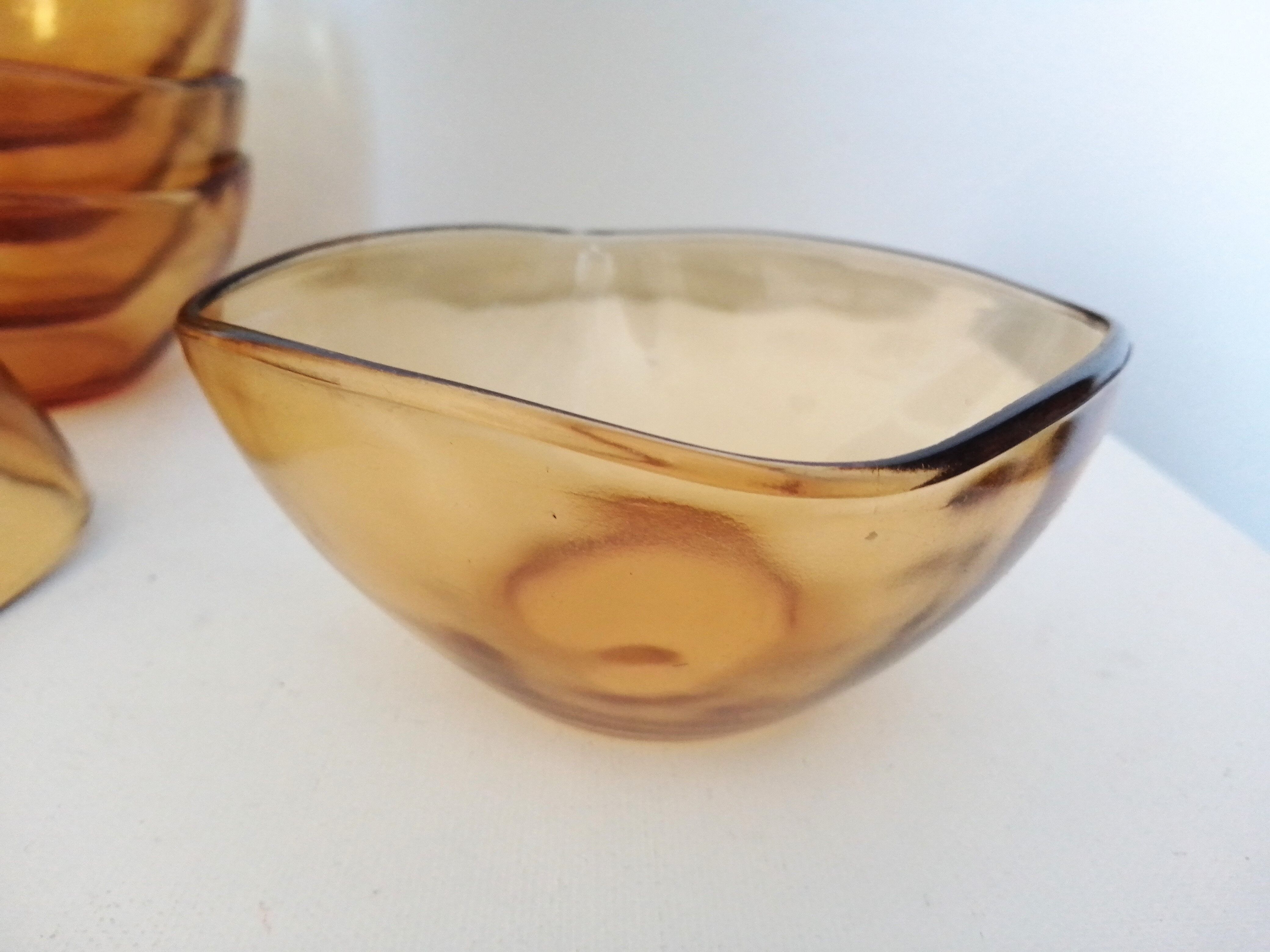 Set of 6 amber Vereco ramekins / bowls