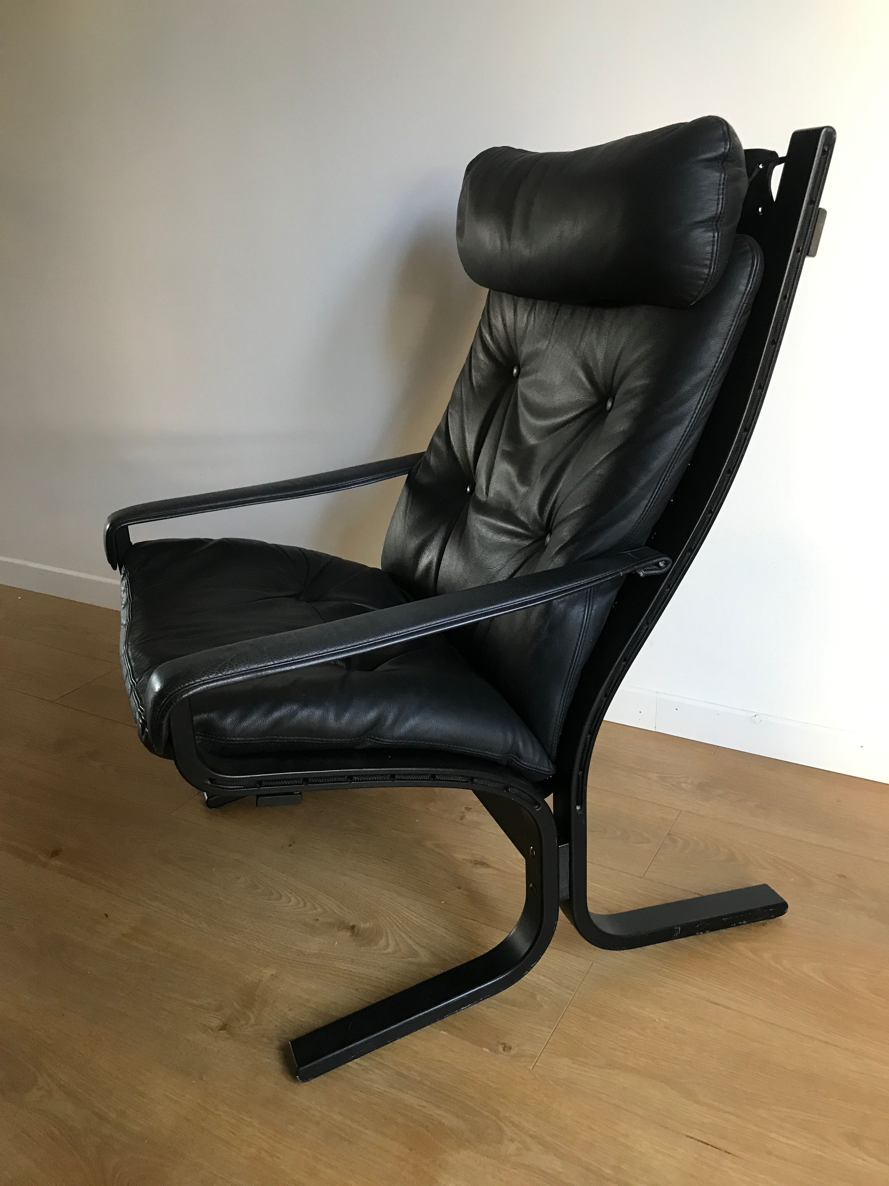 LOUNGE ARMCHAIR SIESTA BLACK LEATHER BY INGMAR RELLING FOR WESTNOFA