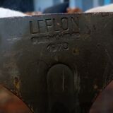 Lits de camp militaires