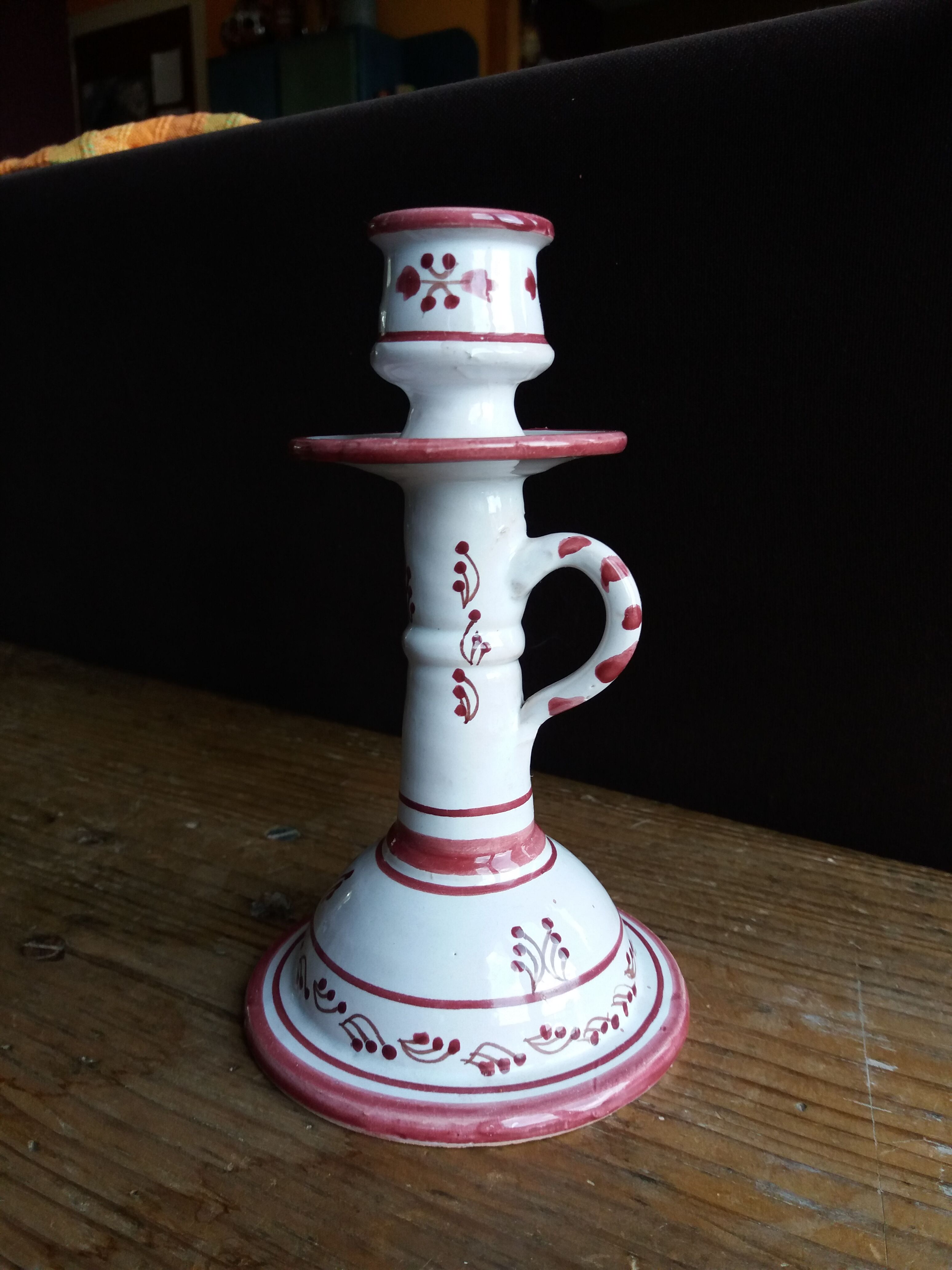 Cellar rat candle holder