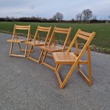 Set of 4 Folding Chairs in Wood and Plywood