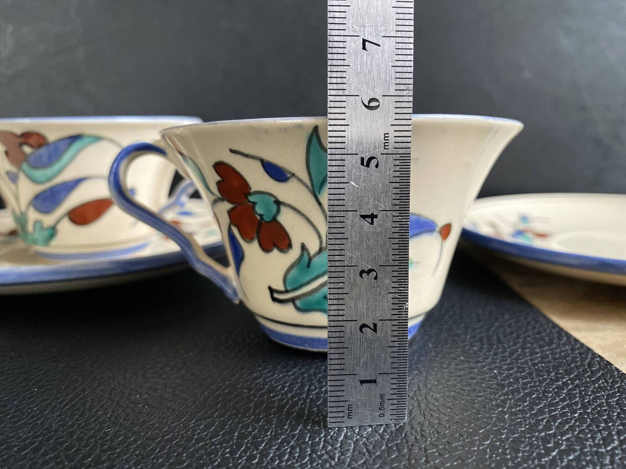 Set of 4 handmade cups and saucers – Hand-painted – Izni style
